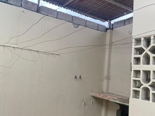 Casa en sector de la Alborada XI, atrás de Local Comercial DIPASO