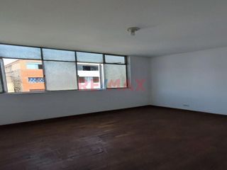 Foto 5 de Ocasion!! Depa Frente A Parque//En Venta//Ingenieria-Smp