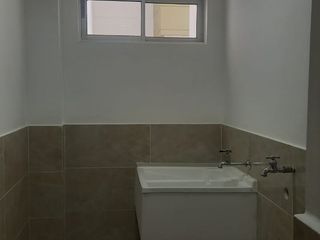 PARA ESTRENAR APTO DE 3 HABITACIONES ACABADOS DE LUJO-PARQUEADERO-ZONA SOCIAL