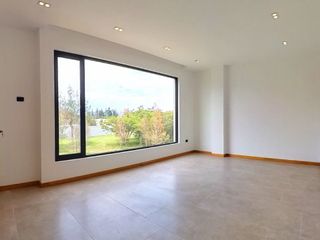 Foto 33 de Venta - Casa - Puembo - Norte - Quito