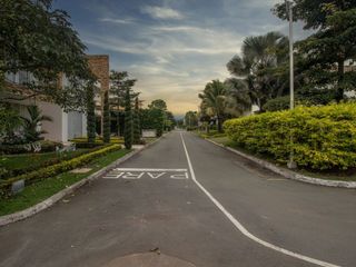Foto 12 de ALQUILER o VENTA  CASA - PANCE- LUXURY