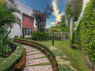 Foto 10 de ALQUILER o VENTA  CASA - PANCE- LUXURY