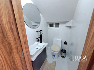 Foto 9 de Moderna Casa en Venta sector sur de Manta, Zona Resindencial, Manta, Ecuador
