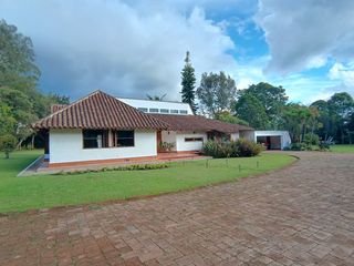 Foto 20 de Countryhome on Double Lot in Residential Community - Llanogrande