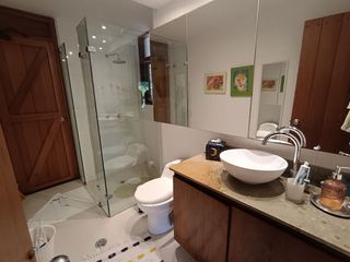 Foto 7 de Countryhome on Double Lot in Residential Community - Llanogrande
