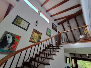 Foto 6 de Countryhome on Double Lot in Residential Community - Llanogrande