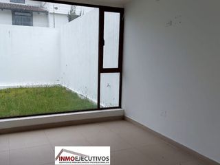 Foto 6 de Espectacular Casa de Venta por Estrenar en Cumbayá - La Primavera 2
