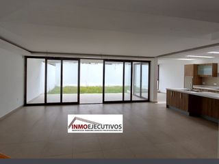 Foto 5 de Espectacular Casa de Venta por Estrenar en Cumbayá - La Primavera 2