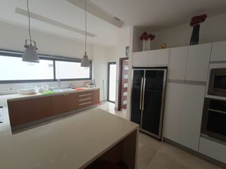 Foto 7 de Isla Mocoli, Renta de Hermosa Casa con Piscina
