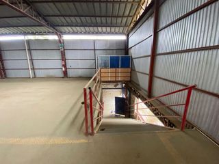 Foto 17 de bodega industrial de alquiler Manta Montecristi