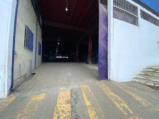 Foto 13 de bodega industrial de alquiler Manta Montecristi