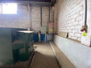 Foto 4 de bodega industrial de alquiler Manta Montecristi
