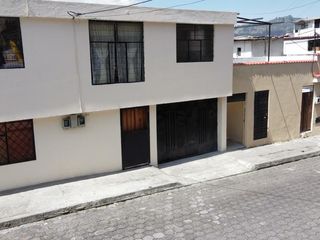 OPORTUNIDAD CASA RENTERA DE VENTA SECTOR DE TANASA SUR DE QUITO