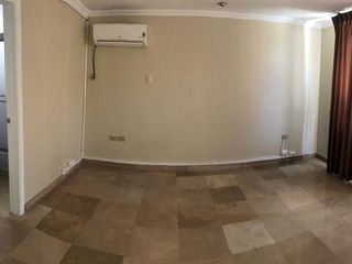 Foto 14 de Kennedy Norte, Venta de Villa de 3 plantas de 4 dorm en excelente ubicación