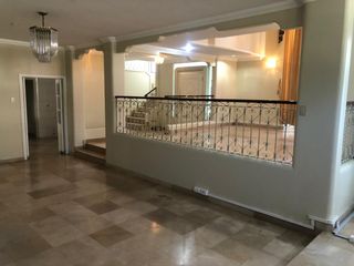 Foto 7 de Kennedy Norte, Venta de Villa de 3 plantas de 4 dorm en excelente ubicación