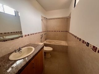 Foto 15 de En Alquiler Casa en Portal Al Sol, Km 11.5 Via a La Costa