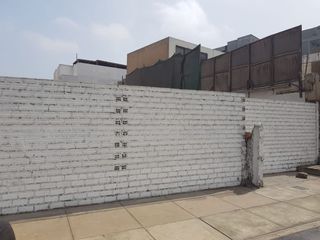 Foto 3 de Venta de terreno en Urb.  Chacarilla del estanque – San Borja de 1,369.80 m2