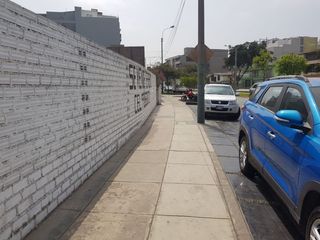 Foto 1 de Venta de terreno en Urb.  Chacarilla del estanque – San Borja de 1,369.80 m2