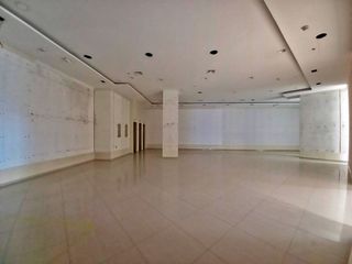 Foto 6 de VENTA DE LOCAL EN EL CENTRO COMERCIAL SANTAFE EN LA CIUDAD DE BOGOTA