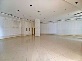 Foto 4 de VENTA DE LOCAL EN EL CENTRO COMERCIAL SANTAFE EN LA CIUDAD DE BOGOTA