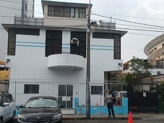 Foto 1 de REMATO INMUEBLE AL COSTADO DEL ESTADIO NACIONAL