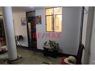 Foto 2 de ¡Tu Nuevo Hogar En Urb. Apolo-La Victoria! Espaciosa Casa De 4 Pisos Con Vistas Excepcionales Y Ubicación Estratégica