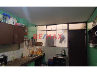 Foto 15 de ¡Tu Nuevo Hogar En Urb. Apolo-La Victoria! Espaciosa Casa De 4 Pisos Con Vistas Excepcionales Y Ubicación Estratégica