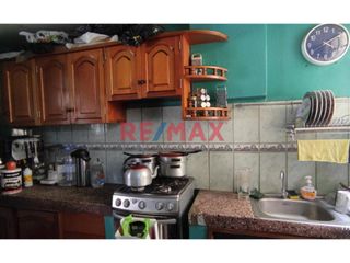 Foto 12 de ¡Tu Nuevo Hogar En Urb. Apolo-La Victoria! Espaciosa Casa De 4 Pisos Con Vistas Excepcionales Y Ubicación Estratégica