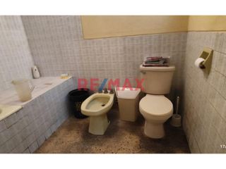 Foto 17 de ¡Tu Nuevo Hogar En Urb. Apolo-La Victoria! Espaciosa Casa De 4 Pisos Con Vistas Excepcionales Y Ubicación Estratégica