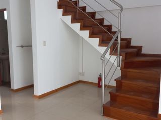 Se Vende Duplex En Surquillo