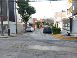 Se Vende Duplex En Surquillo