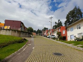 CASA EN VENTA EN CONOCOTO