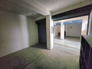 Foto 1 de VENDO LOCAL COMERCIAL EN GAMARRA