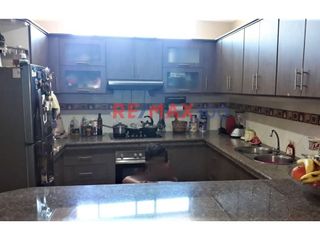 EN VENTA DEPARTAMENTO EN CENTRO DE MACHALA