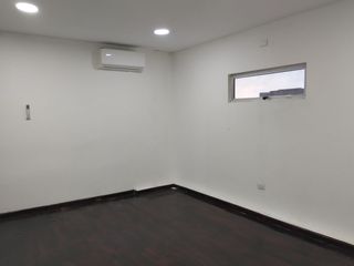 Foto 2 de Oficina en arriendo en El Poblado.