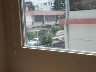 Foto 4 de Local Comercial en Venta 102M2 Sector La Carolina