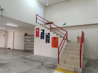 Bodega y oficinas en Alquiler, Quevedo.