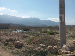 Foto 3 de Vendo terreno industrial de 2,000m2,km 16 yura $ 70,0000 negociables