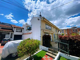 Foto 1 de CASA EN VENTA UBICADA EN  EL SECTOR ALHAMBRA EN BOGOTA