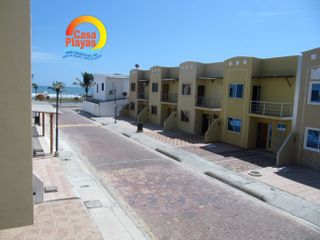 Casa de Venta en Playas, Ciudadela Cerrada con Salida Al Mar