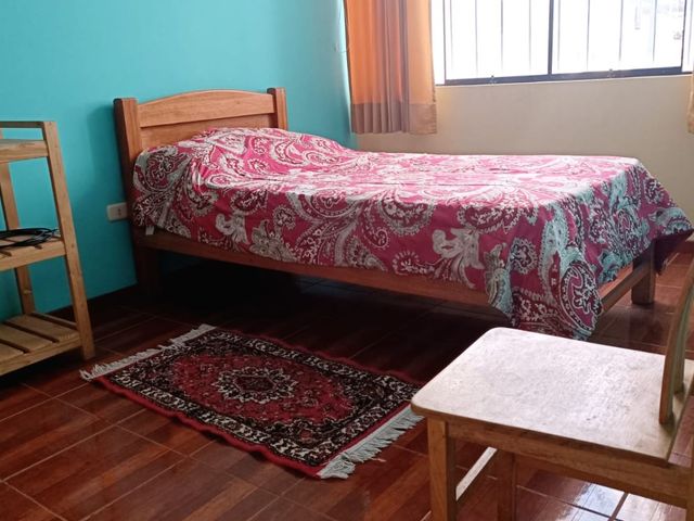 DEPARTAMENTO AMOBLADO CERCA AL COLEGIO LORD BYRON