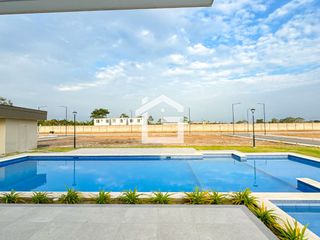 Foto 14 de Lote en Venta en Urbanización Galicia, Machala