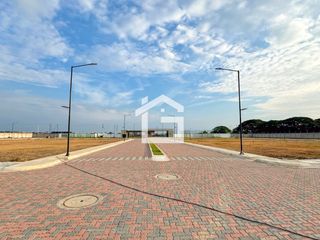 Foto 16 de Lote en Venta en Urbanización Galicia, Machala