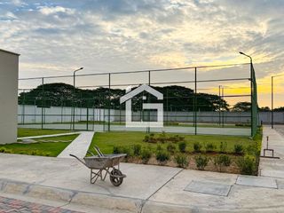Foto 3 de Lote en Venta en Urbanización Galicia, Machala