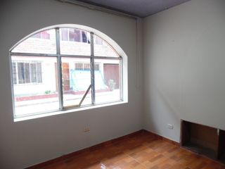 Foto 5 de DPTO. COMODO Y AMPLIOA EN SAN JUAN DE MIRAFLORES A UNAS CUADRAS DEL TREN ELECTRICO