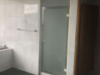 Foto 32 de VENDO DE OPORTUNIDAD DEPARTAMENTO DUPLEX EN LA AVENIDA DE LA SHYRIS CON UNA VISTA ESPECTACULAR