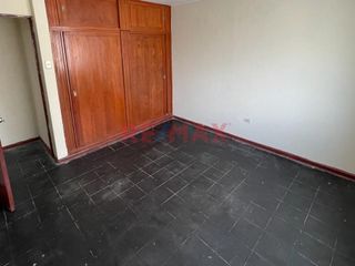 Foto 3 de Hermosa Casa De Dos Pisos En Venta En Sullana. ID:1086561