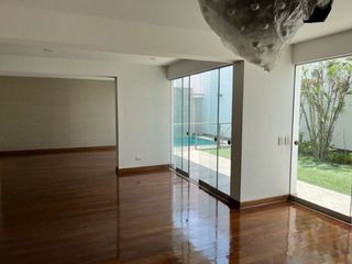 ALQUILO EXCLUSIVA CASA CON PISCINA PROPIA-6 DORM. CONDOMINIO CERRADO-CALLE TRANQUILA-360 m2 AC-223 m2 AT