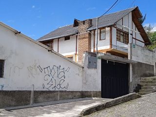Foto 2 de INNOVOCASA VENDE HERMOSA CASA INDEPENDIENTE SECTOR CHILLOGALLO