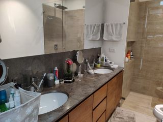 Foto 12 de Venta Apto. Rosales 209 M2 Excelente vista 3H 4Parqueaderos